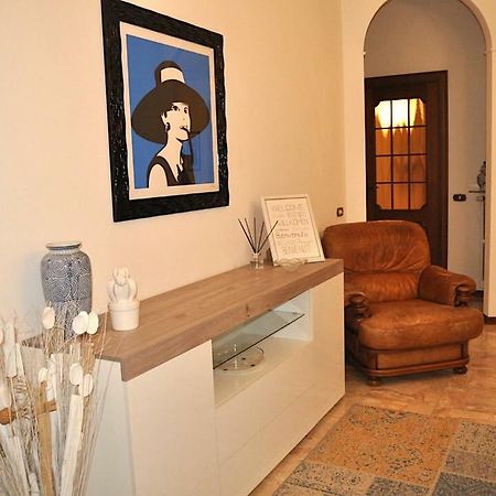Appartement La Casa Di Sarita à Pavie Extérieur photo